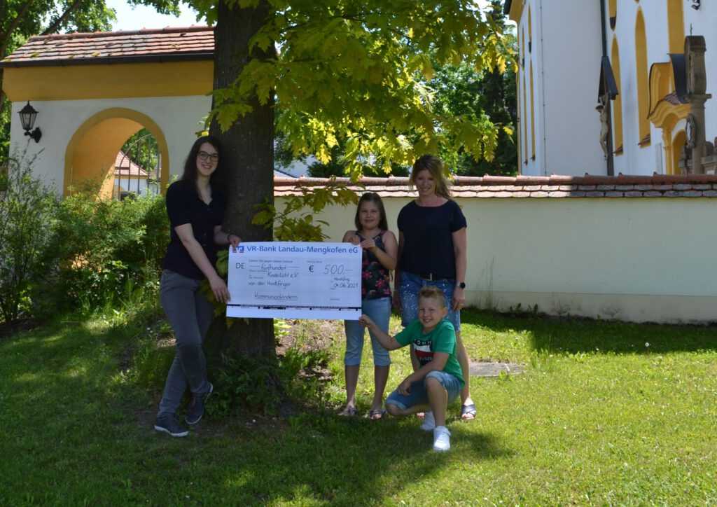 500€ Spende der Kommunionkinder Haidlfing